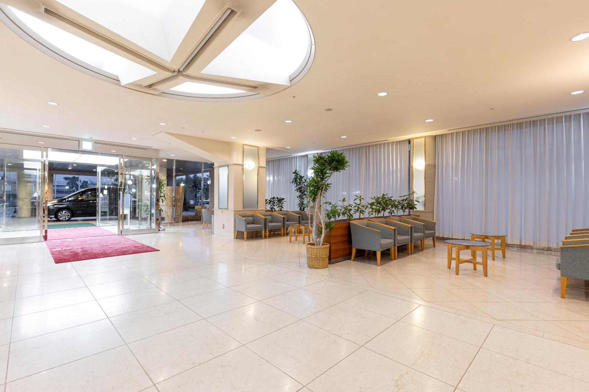 New Sunpia Tsuruga Hotell Exteriör bild
