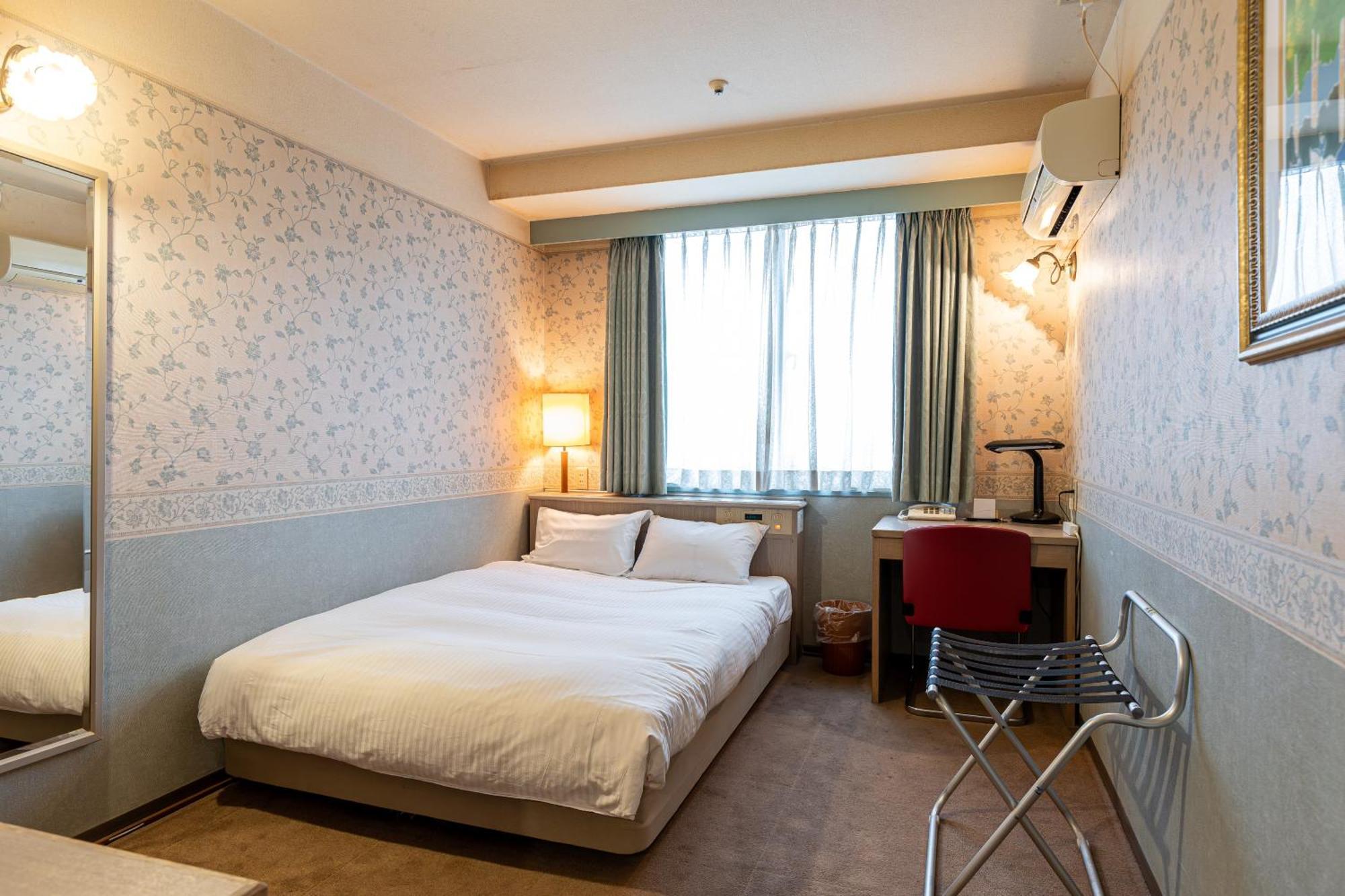 New Sunpia Tsuruga Hotell Exteriör bild