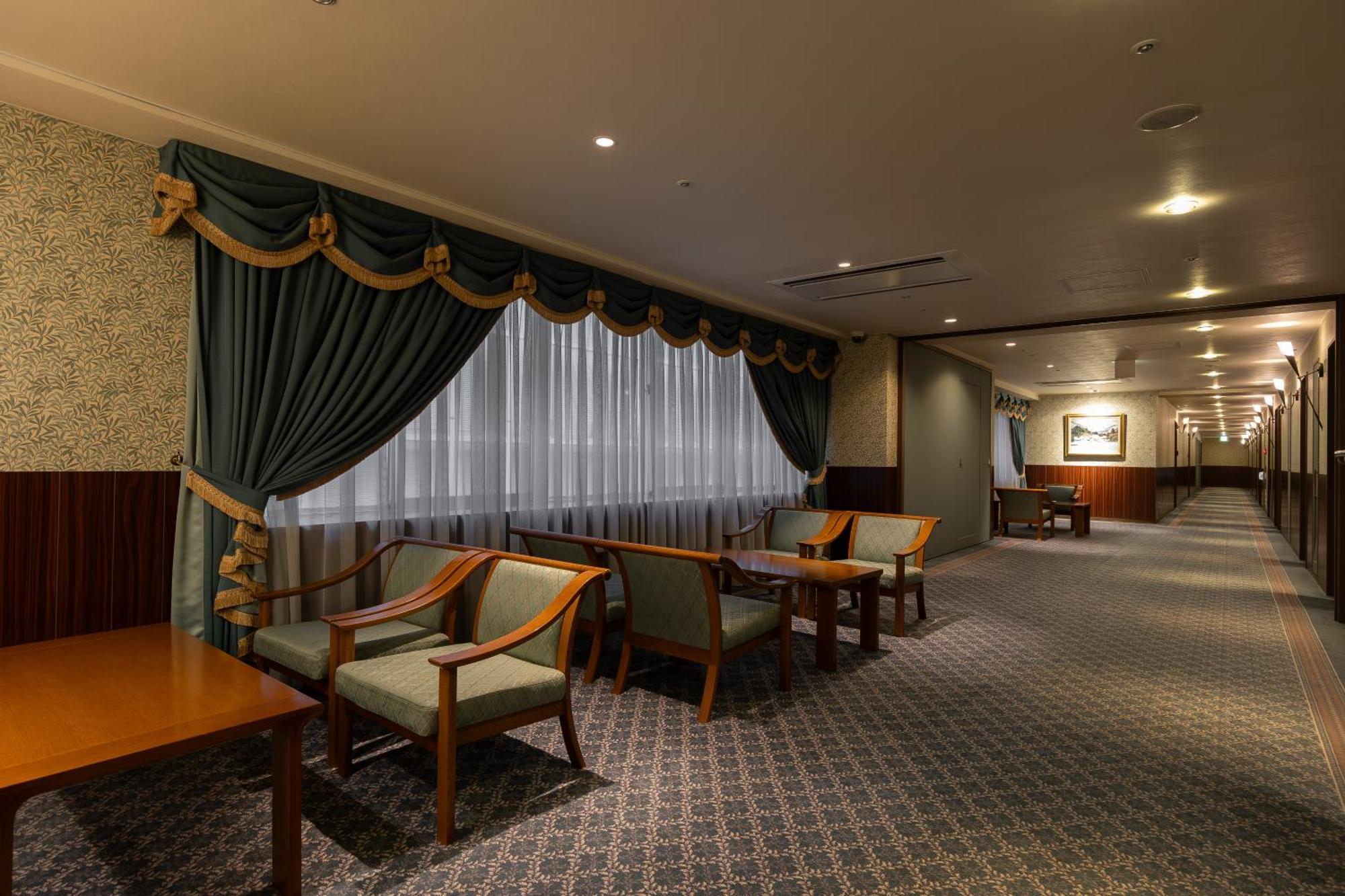 New Sunpia Tsuruga Hotell Exteriör bild