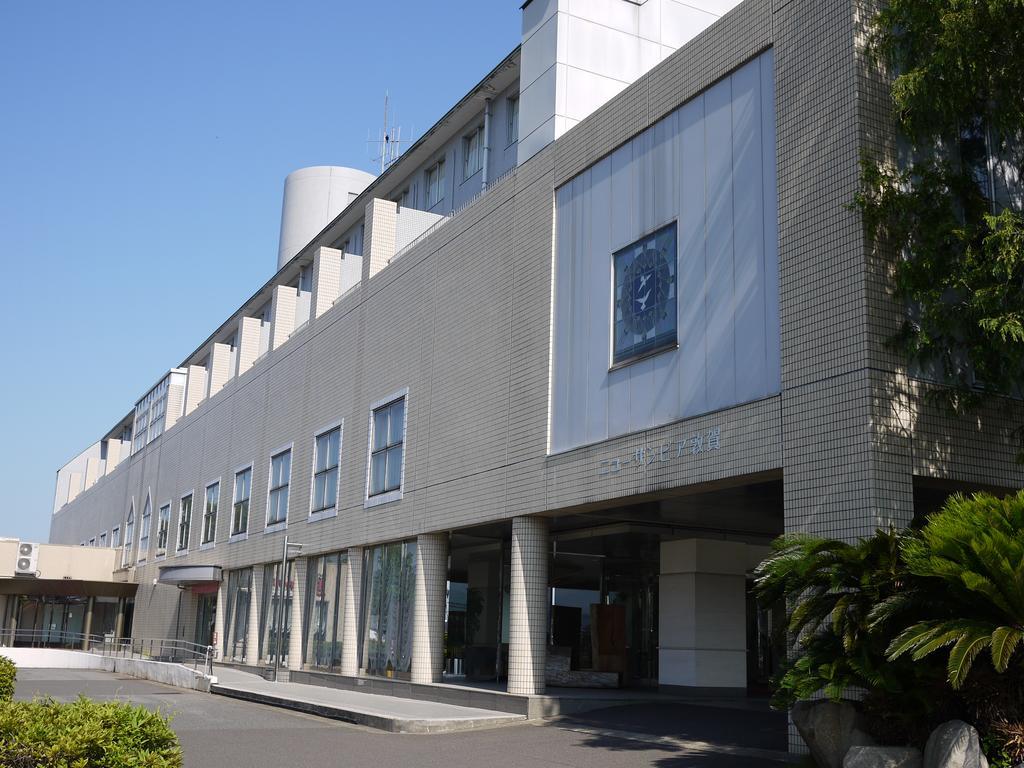 New Sunpia Tsuruga Hotell Exteriör bild